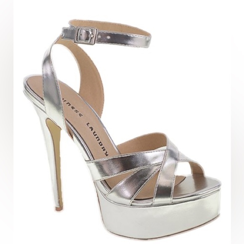 Chinese Laundry Platform Heel